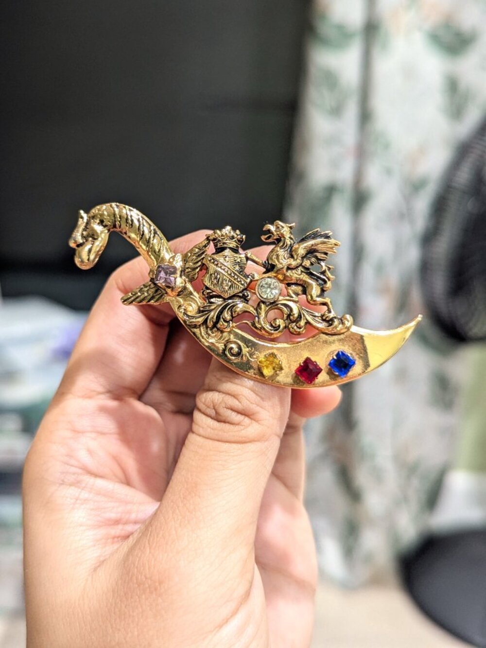 Vintage Gold Tone Heraldic Crest Scimitar Rhinestone Sword Brooch